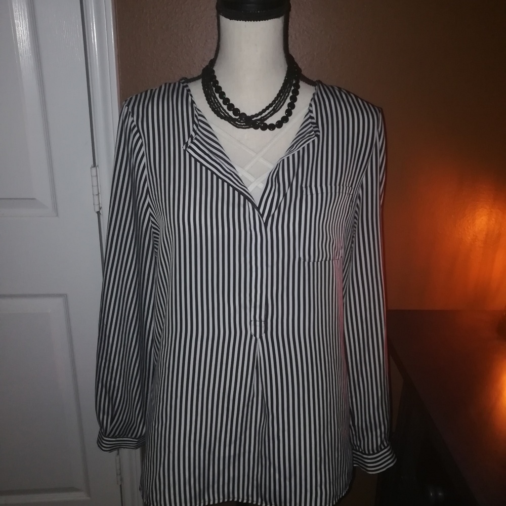 Chaus New York stripped shirt